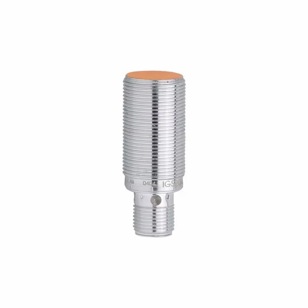 IGS204 Inductive Proximity Sensor — view 2